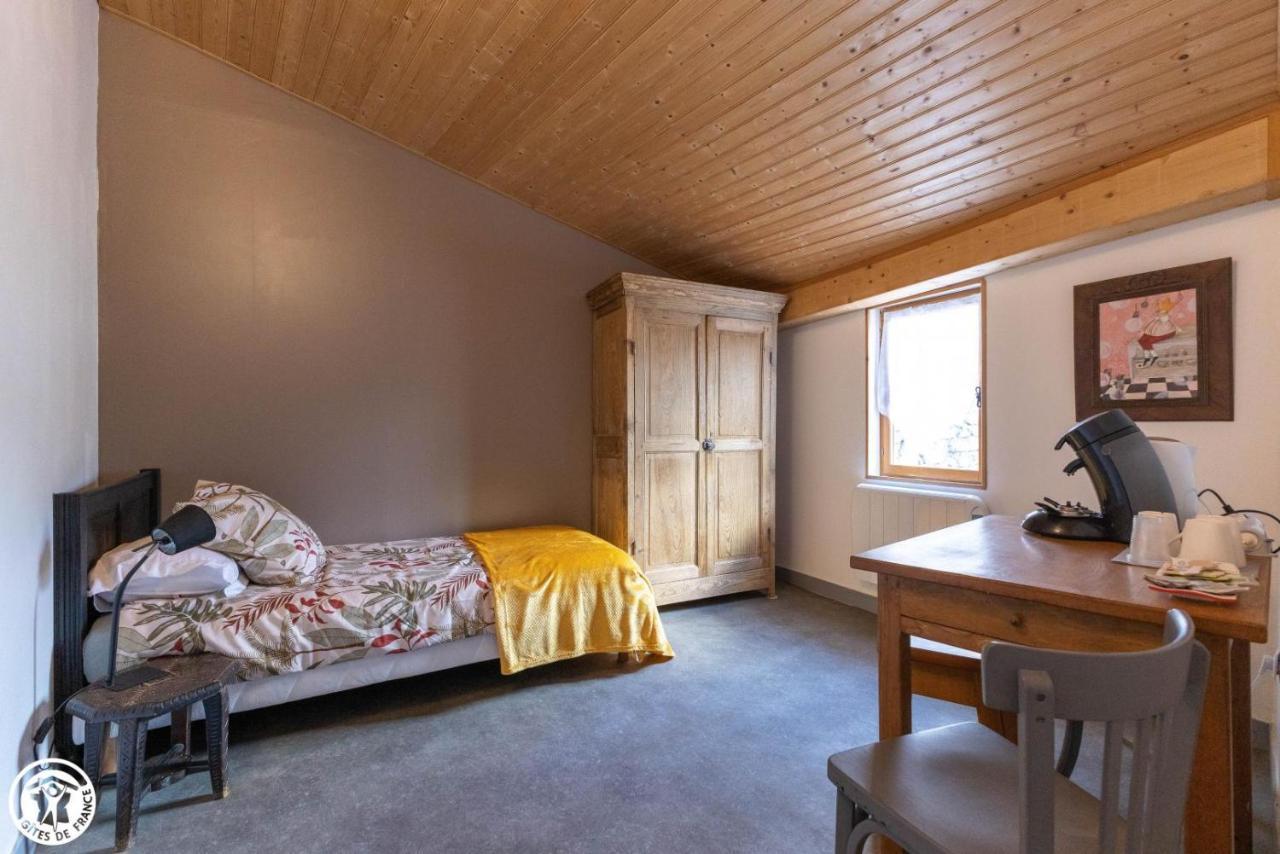 Isserteaux Chambre D'Hote De La Petite Toscane D'Auvergne Bed & Breakfast エクステリア 写真